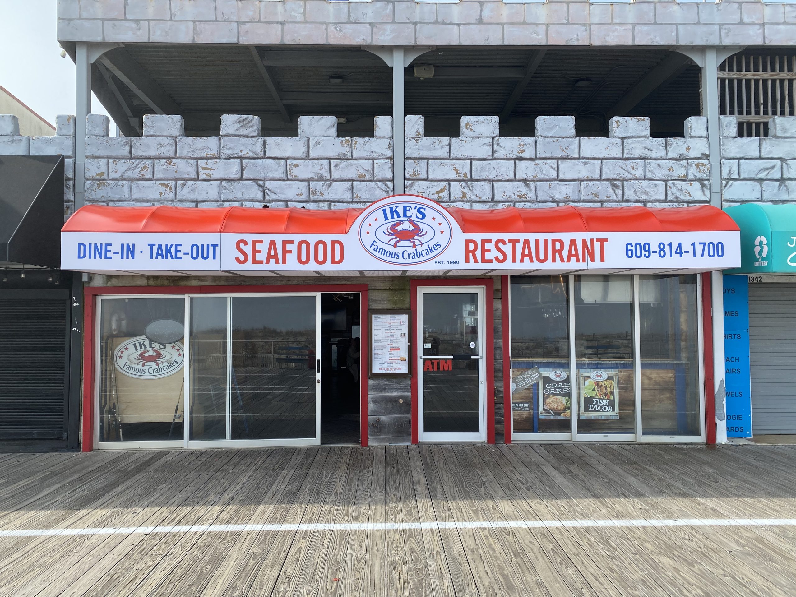 Ike's Famous Crabcakes | Ocean City NJ